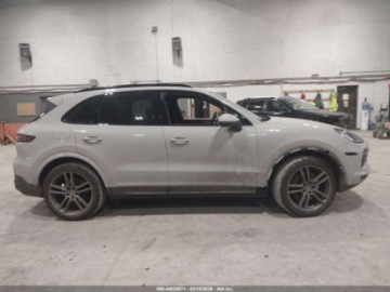 Porsche Cayenne III 2023 Porsche Cayenne Platinum Edition 2023 3.0 Benzyna 335KM, zdjęcie 6