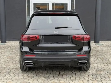 Mercedes GLB SUV 2.0 200d 150KM 2025 MERCEDES-BENZ GLB 200 d 4-Matic AMG Line 2.0 (150KM) 2025, zdjęcie 2