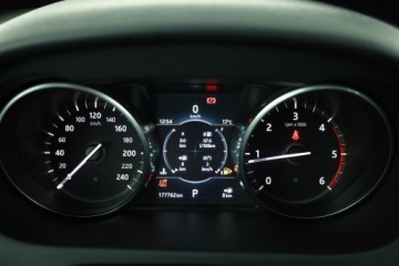 Land Rover Discovery Sport SUV 2.0 TD4 180KM 2017 Land Rover Discovery Sport TD4, Salon Polska, zdjęcie 7