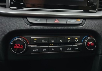 Kia Ceed III Kombi Facelifting 1.5 T-GDI 160KM 2022 Kia Ceed 1WL SalonPL VAT23 Czujniki Tyl Kamera Grupa Adamowscy 1.5 Benzyna, zdjęcie 20