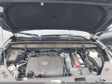 Toyota Highlander III 2022 Toyota Highlander XLE 2022 3.5l 3.5 Benzyna 295KM, zdjęcie 8