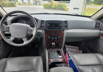 Jeep Grand Cherokee III 3.0 CRD V6 218KM 2006 Jeep Grand Cherokee 3.0 Diesel 218KM, zdjęcie 10
