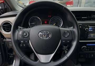 Toyota Auris II Touring Sports Valvematic 130 132KM 2014 Toyota Auris 1.6 BEZWYPADKOWA 132KM kamera gwarancja 1.6 Benzyna, zdjęcie 20
