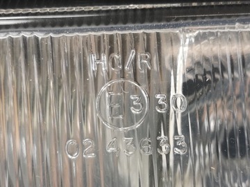 SVĚTLO PRAVÝ PŘEDNÍ LANCIA THEMA 1988-1994 NOVÁ MAGNETI 82436582 / LPA301