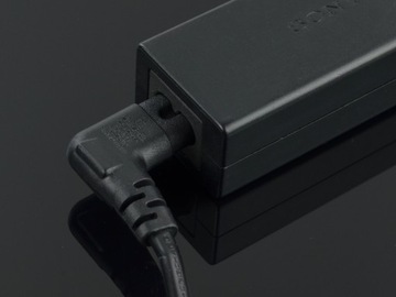 Kabel zasilający LCD RTV AGD ósemka C7 kątowy 0,30