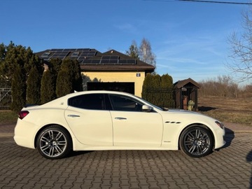 Maserati Ghibli III Sedan 3.0 V6 410KM 2018 Maserati Ghibli S, stan idealny 3.0 Benzyna 410KM, zdjęcie 1