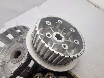 КОРЗИНА СЦЕПЛЕНИЯ SUZUKI DL 650