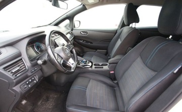 Nissan Leaf II Hatchback Elektryczny 40kWh 150KM 2018 Nissan Leaf Bateria 100 PEWNY Full Dealer ASO Navi Pakiet ZIMA Gwarancja f, zdjęcie 12