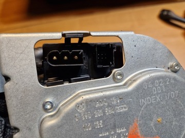 BMW X3 E83 Мотор заднего дворника 6917907