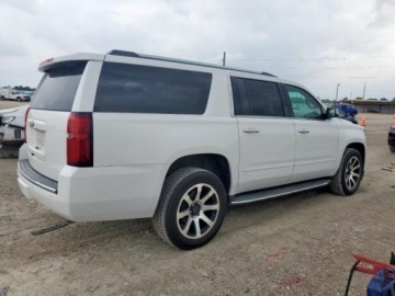 Chevrolet Suburban GMT900 2018 Chevrolet Suburban C1500 Premier 2018 5.3 Benzyna 355KM, zdjęcie 3