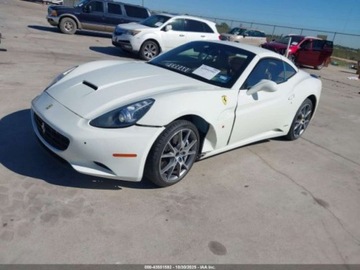 Ferrari California 2012 Ferrari California 2012 4.3l 4.3 Benzyna 453KM, zdjęcie 1