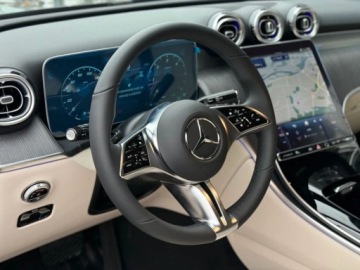 Mercedes GLC C254/X254 SUV 2.0 200d 163KM 2025 Mercedes-Benz GLC GLC200d Coupe z bezowa skora 2.0 Diesel 163KM, zdjęcie 10