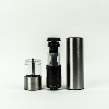 Электрическая мельница для соли и перца, стальная, автоматическая.