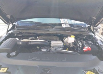  RAM 1500 2024, 5.7L, 4x4, LARAMIE, od ubezpieczalni 5.7 Benzyna 395KM, zdjęcie 15