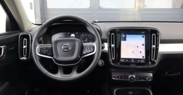 Volvo XC40 Crossover 2.0 T5 247KM 2018 Volvo XC 40 T5 247KM AWD Momentum Into Salon POLSKA I Wlasciciel Gwarancja, zdjęcie 10