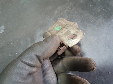 SAMOCHÓD FIAT 126 MALUCH REGULATOR PRZEKAŹNIK ELEMENT ELEKTRYCZNY