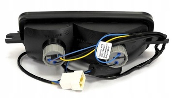 SVĚTLO PARKOVACÍ PRAVÁ Z SMĚROVKOU PULT NIVA ORIG.