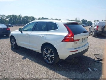 Volvo XC60 II 2021 Volvo XC 60 T5 Momentum 2021 2.0l 2.0 Benzyna 250KM, zdjęcie 3