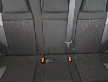 Peugeot 2008 I SUV Facelifting 1.2 PureTech 82KM 2017 Peugeot 2008 1.2 PureTech, Salon Polska, zdjęcie 9