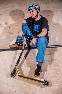 RAVEN Evolution Rookie Gold 100 мм трюковый самокат