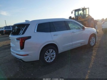 Cadillac 2021 Cadillac XT6 Luxury 2021 2.0L 2.0 Benzyna 235KM, zdjęcie 5
