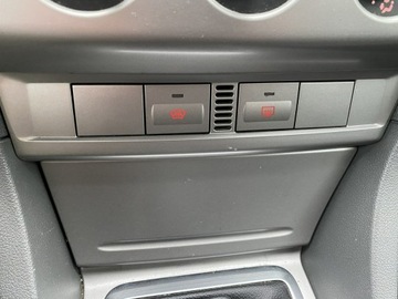 Ford Focus II Hatchback 5d 1.6 Duratec Ti-VCT 115KM 2009 Ford Focus Opłacony Benzyna Klima, zdjęcie 12