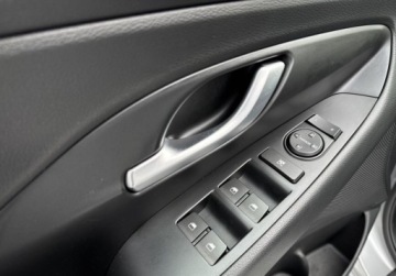 Hyundai i30 III Wagon Facelifting 1.0 T-GDI 120KM 2022 Hyundai i30 SalonPL 1.0T-GDI 120KM SalonPL LED Alu15 Klima Tempomat ASO FV, zdjęcie 16