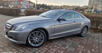Mercedes Klasa E W212 Coupe 200 CGI BlueEFFICIENCY 184KM 2011 Mercedes-Benz Klasa E Wzorowy E 200 Coupe - 118 Tkm - Bezwypadkowy 1.8, zdjęcie 1