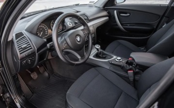 BMW Seria 1 E81/E87 Hatchback 5d E87 1.6 116i 122KM 2008 BMW Seria 1 122KM Lift Navi Alu Pdc Kola Zimowe 1.6 Benzyna 122KM, zdjęcie 14