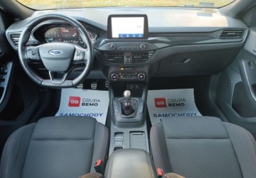 Ford Focus III Sedan Facelifting 1.0 EcoBoost 125KM 2018 Ford Focus 125KM EcoBoost ST-Line SalonPL SerwisASO Iwl. FV23 Gwarancja, zdjęcie 10