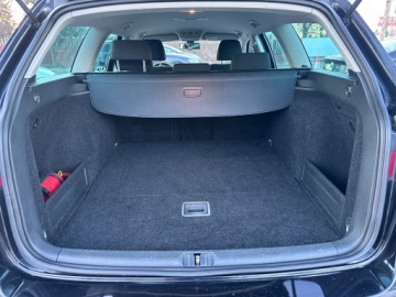 Volkswagen Passat B6 Variant 2.0 TDI-CR DPF 110KM 2010 Volkswagen Passat 2.0 TDI CR/Bogata wersja/HAK/, zdjęcie 32