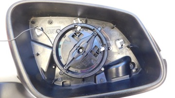 ZRCÁTKO PRAVÉ BMW 1 F20 15- 6PIN ORIG. EVROPA M-OD