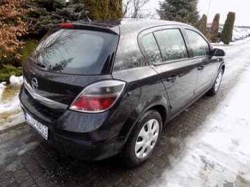 Opel Astra H Hatchback 5d 1.4 TWINPORT ecoFLEX 90KM 2008 OPEL ASTRA H 1,4 ECOTEC 90 KM IDEALNA, zdjęcie 1