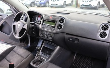Volkswagen Tiguan I 2008 Volkswagen Tiguan Climatronic, Grzane Fotele, Tempomat, Czujniki Parkowani, zdjęcie 8