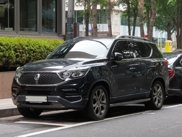 MASKA MŘÍŽKA NÁRAZNÍK KAMERA PŘEDNÍ SSANGYONG REXTON G4 Y415 18-