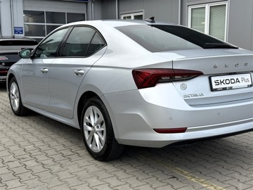 Skoda Octavia IV Liftback 1.5 TSI EVO 150KM 2021 Skoda Octavia 1.5TSI 150KM Ambition l Reflektory L, zdjęcie 35