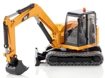 Гусеничный экскаватор BRUDER 02456 CAT