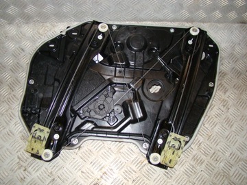 BMW 1 F40 1.5 TB ZVEDÁK OKNO LEVÝ PŘEDNÍ 5A02FB1