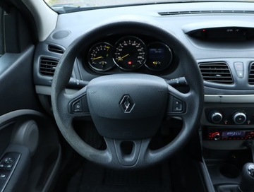 Renault Megane III Hatchback 1.6 16v 100KM 2011 Renault Megane 1.6 16V, Salon Polska, GAZ, zdjęcie 15