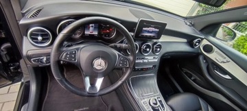 Mercedes GLC C253 Coupe 2.0 300 245KM 2019 Mercedes-Benz GLC I 300 4Matic 9G-TRONIC 2.0 Benzyna 245KM 2019r, zdjęcie 5
