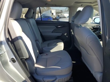 Toyota Highlander III 2022 Toyota Highlander XLE 2022 3.5l 3.5 Benzyna 295KM, zdjęcie 11