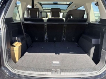 Volkswagen Touran III 1.5 TSI EVO 150KM 2023 Volkswagen Touran Highline Pakiet R-line Panorama 7 miejsc LED TOP Faktura, zdjęcie 32