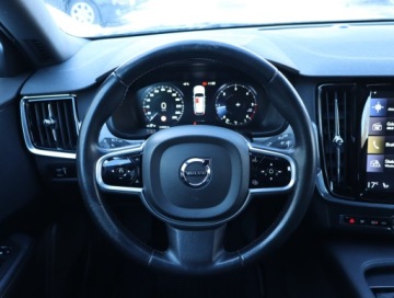 Volvo V90 II Kombi 2.0 D4 190KM 2017 Volvo V90 Cross Country D4 2.0 AWD, 187 KM, 4X4, zdjęcie 20