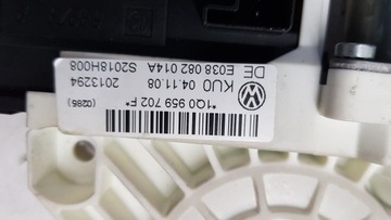 MOTOREK OKNO PRAVÝ VW SCIROCCO