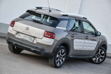 Citroen C4 Cactus Crossover 1.2 PureTech 82KM 2014 Citroen C4 Cactus CITROEN C4 CACTUS 1.2 VTi 82KM FEEL LED Navi Kamera Gwar, zdjęcie 6