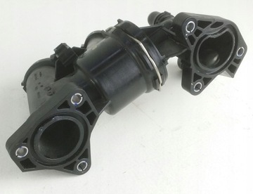 BMW G30 G31 TERMOSTAT Z POUZDRO 8576289 (4)