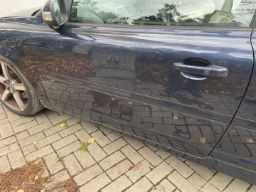 DVEŘE LEVÉ VOLVO C70 06- KOMPLETNÍ 498