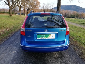 Hyundai i30 I CW 1.4 DIHC CVVT 109KM 2009 Hyundai i30 I 1.4 16V 109CV BlueDr. GPL Special, zdjęcie 6