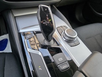 BMW Seria 5 G30-G31 Touring 520d 190KM 2019 BMW 5 Touring (G31) 2.0l diesel 190KM * Bezwypadkowy * Serwisowany, zdjęcie 16