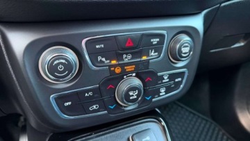 Jeep Compass II SUV 1.4 MultiAir 140KM 2020 Jeep Compass 1.4 M-Air Limited Serwisowany Doinwestowany 1.4 Benzyna 140KM, zdjęcie 19